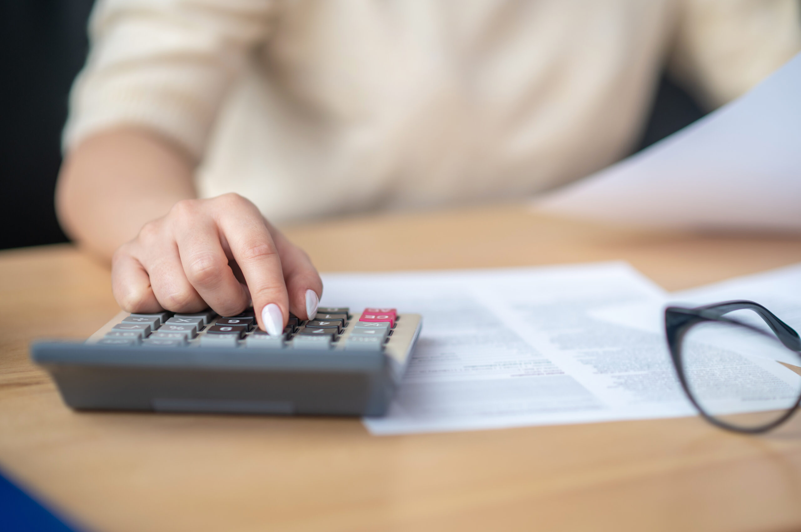Bookkeeping and payroll financial records management